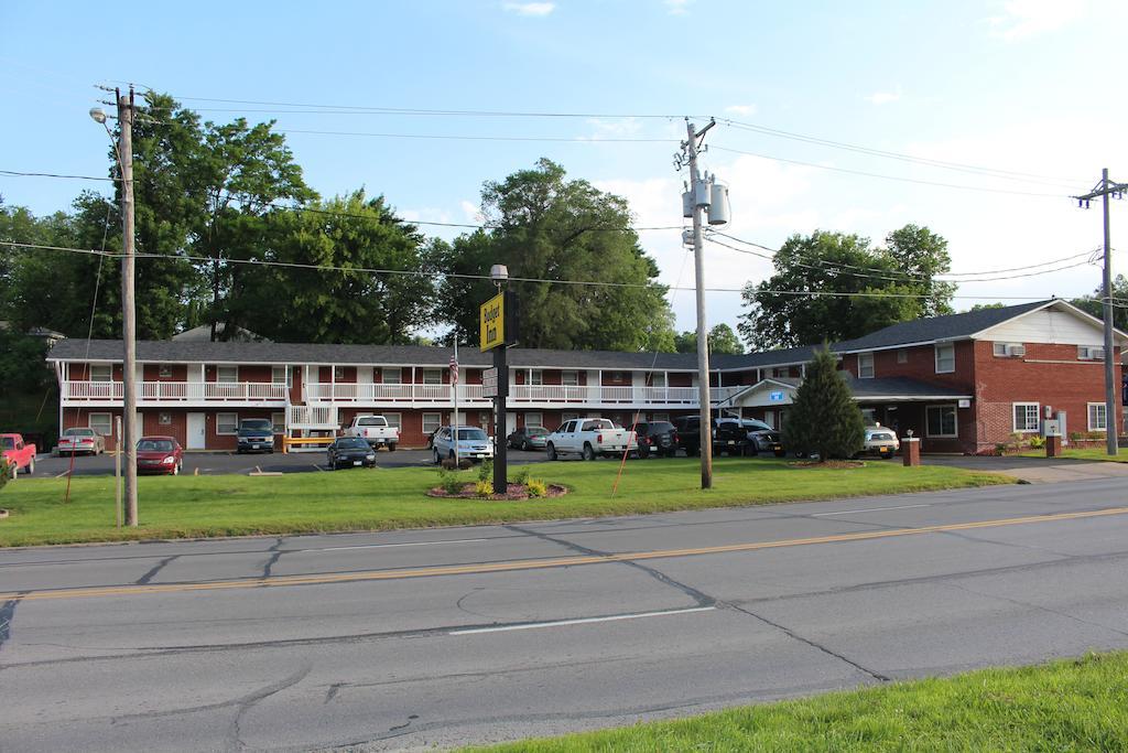 Budget Inn Oskaloosa ภายนอก รูปภาพ